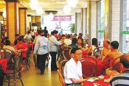 餐饮行业淘汰率高 开店应该更谨慎