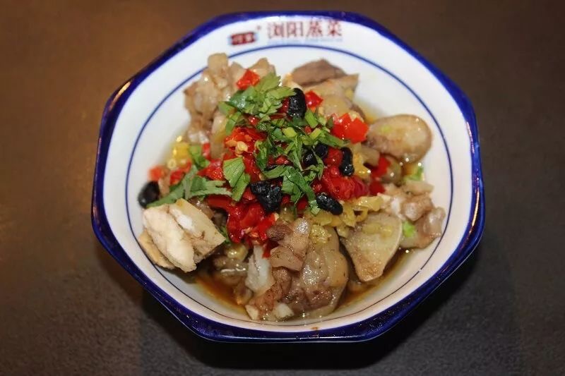 2019年开店加盟福利来啦！何爹实施0费用加盟政策