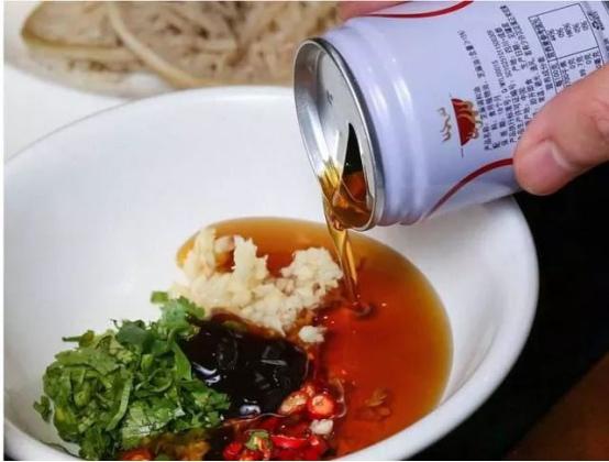重庆火锅店哪家比较好吃？渝味楠老火锅让人无法阻挡!