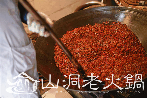 开一家重庆火锅店选择哪个品牌强？好口碑，盈利无极限！