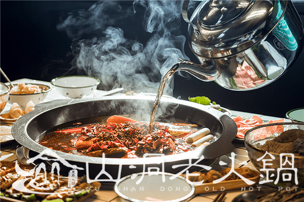 加盟成都火锅店哪家强？这家后续服务很逆天！
