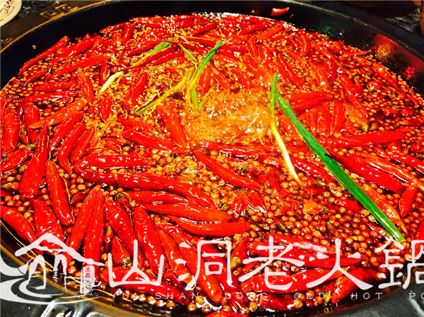 加盟四川火锅哪家好？这家在火锅界一飞冲天！