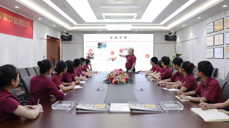 重庆火锅加盟哪家好？山城防空洞火锅限时免费加盟