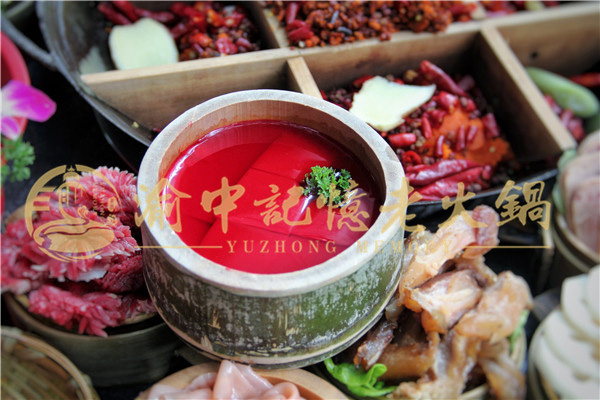 重庆哪里的火锅店***有名？沙坪坝这家征服吃货们的嘴