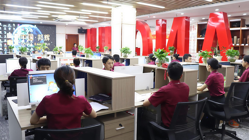  重庆火锅加盟哪家好？看完以下简单明了