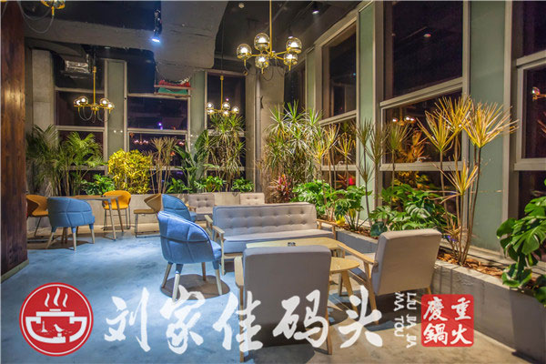 加盟重庆火锅店需要多少钱？这家店的加盟费性价比***高！