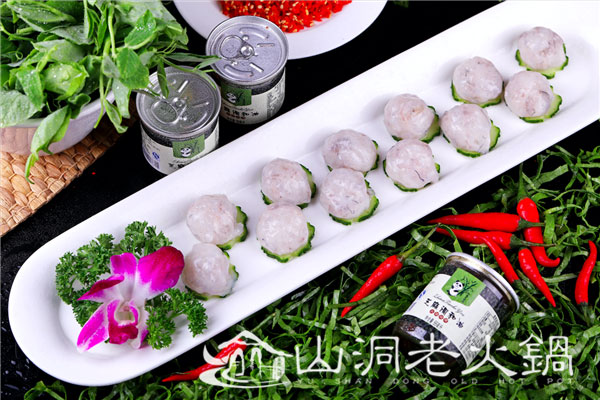 重庆吃火锅哪里***正宗？这家店回头客超极多！