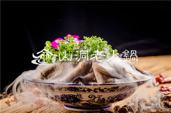 重庆吃火锅哪里***正宗？这家店深得民心！