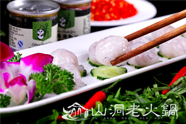 重庆吃火锅哪里***正宗？这个店好吃到超出你的想象！