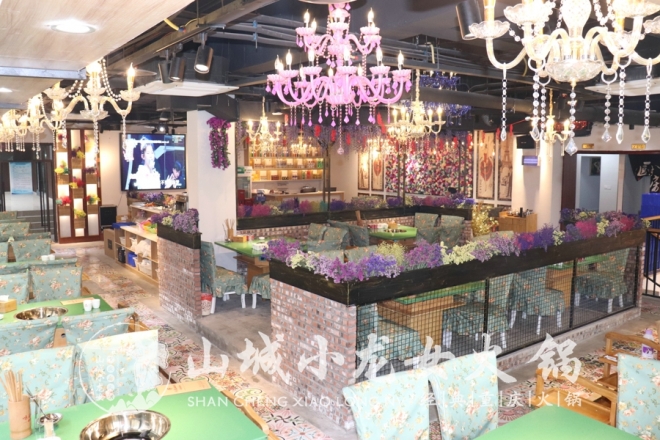 重庆火锅加盟哪家好？深知市场需求，满足500多家加盟店