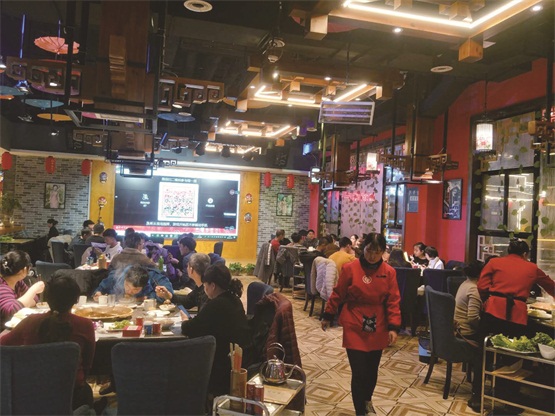 重庆火锅连锁店加盟：看麻辣重点火锅有哪些与众不同之处？