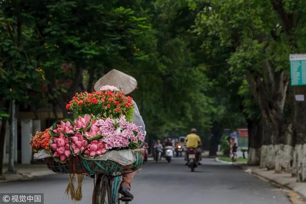 上半年直播带货,下半年“地摊经济” 互联网思维还有用吗?