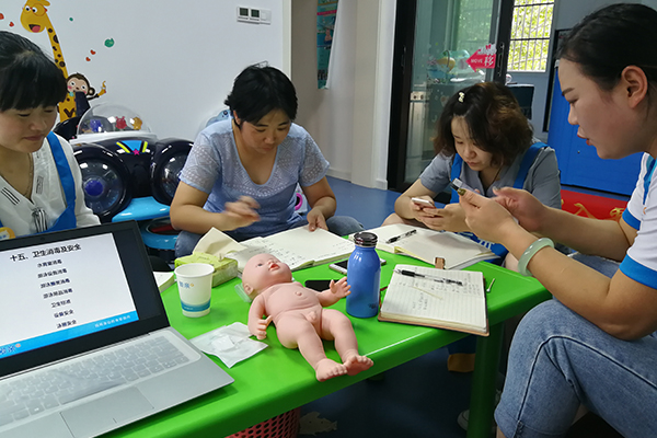 母婴店加盟商如何经营好店铺？