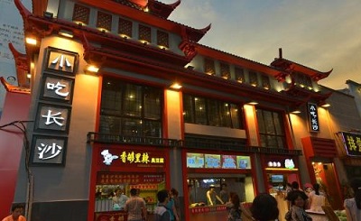 夜市小吃加盟店要怎么经营才能够有钱赚？