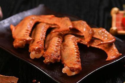 可可哥鸭脖熟食加盟店如何选址呢?
