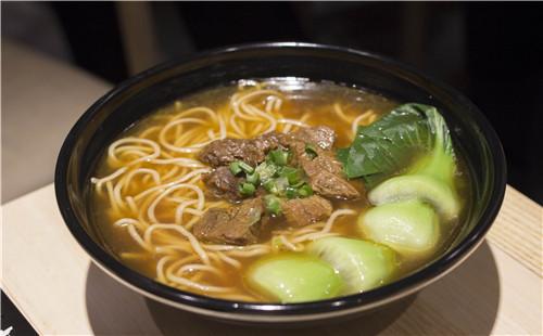 康师傅牛肉面助你创业一臂之力