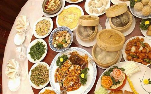 现在餐饮做什么赚钱？