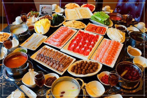 火锅加盟店品牌哪家好 过江龙餐饮市场潜力大 打造更好的前景