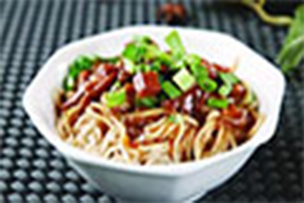 康师傅私房牛肉面强大的品牌优势为您带来极高的市场占有率