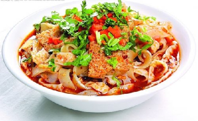 开特色餐饮店做啥好?老东江米粉加盟省一半投资挣翻倍利润!