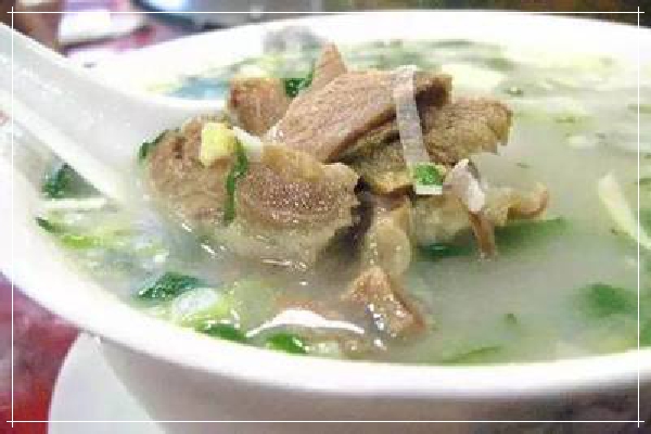 三盛和羊肉汤药用价值极高，乃滋补佳品