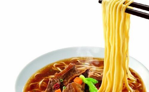 牛太吉香辣牛杂面 美味诱人