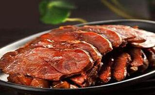小吃加盟选哪家？黑炭牛肉熟食店加盟怎么样？