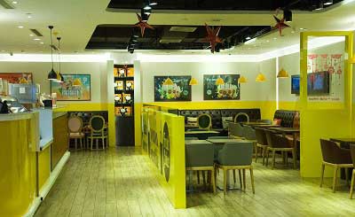 为什么餐饮店喜欢推出特价菜来吸引顾客