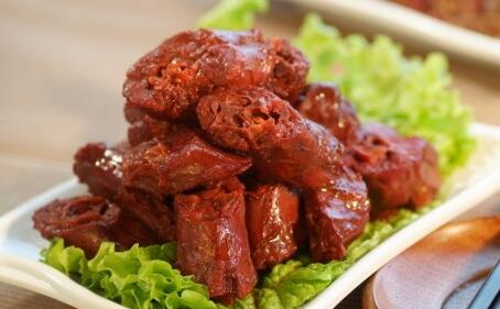 鸭霸王熟食加盟优势是什么?现在加盟鸭霸王熟食总部提供卤水配方吗?