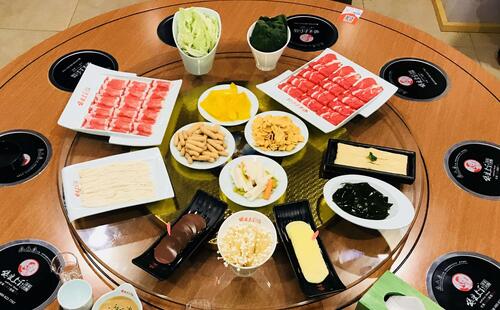 狼爱上羊火锅加盟 许你一个美好未来
