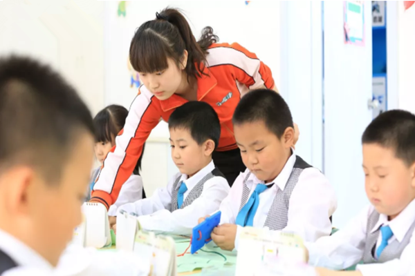 小哈津幼儿园加盟费用多少