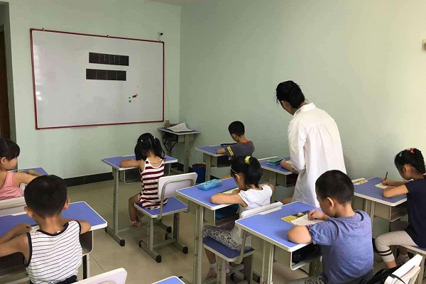 开中小学培训机构好吗