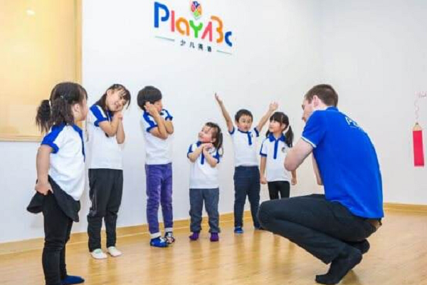 playabc少儿英语加盟费多少