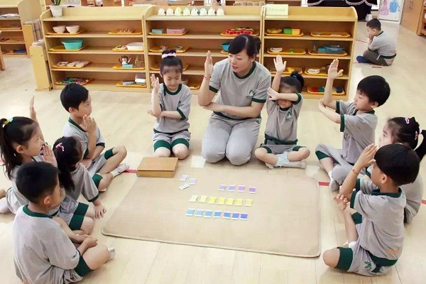 加特蒙德梭利幼儿园如何加盟