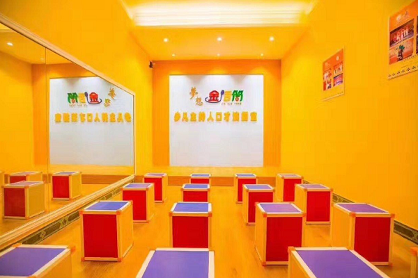 梦想金话筒县级加盟费多少钱