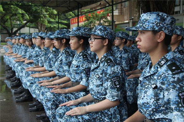 中国青少年军事夏令营怎么加盟
