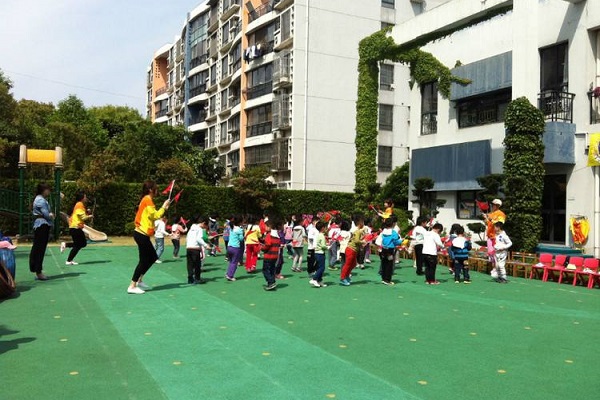 小哈佛幼儿园加盟费多少