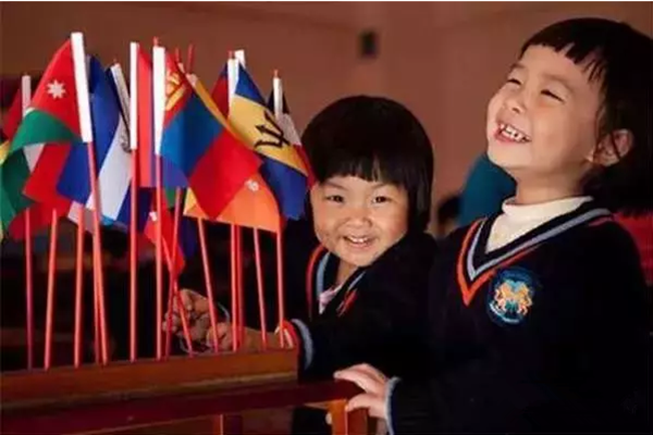 伊顿双语幼儿园怎么加盟