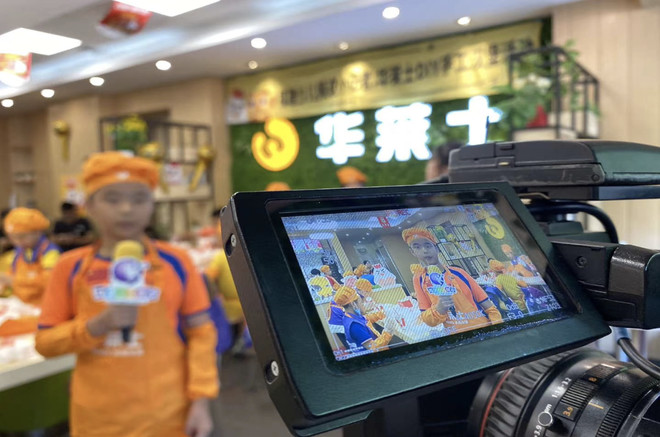 裸奔的华莱士：加盟费只要1万，餐厅没人监管全靠店主自觉？