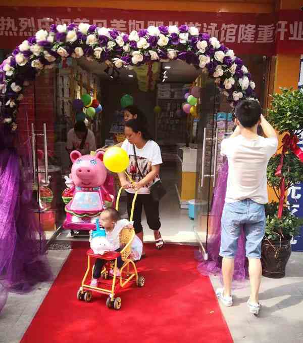 美贝美妈：到底应不应该给宝宝喝酸奶？