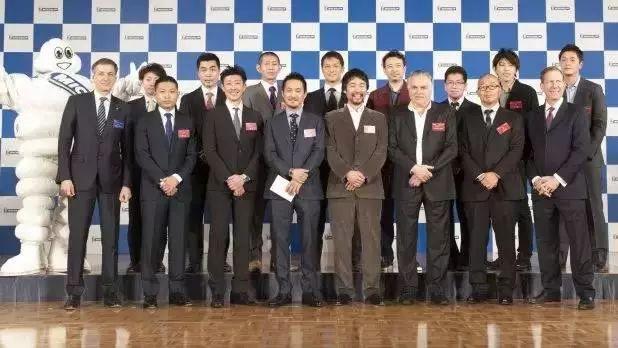 只有9个座位，每天只卖150碗拉面，却是全球***