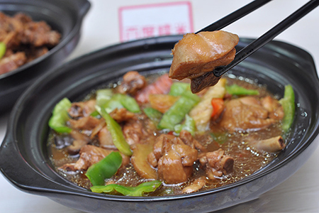 朱记黄焖鸡加盟怎么样？开店有什么优势