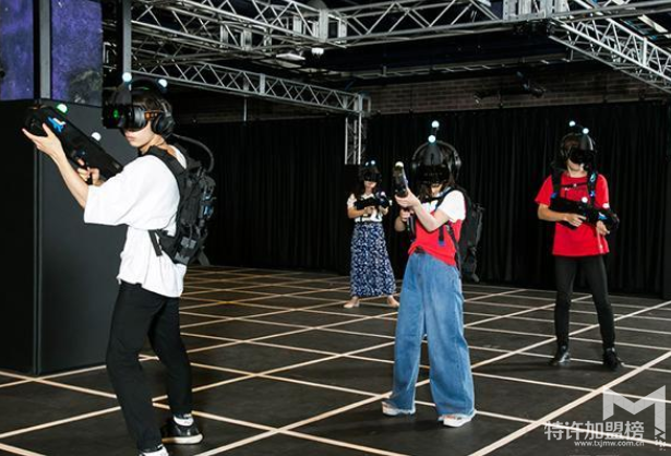 加盟vr前景好吗？玩美视界VR主题游乐馆开店加盟怎么样？