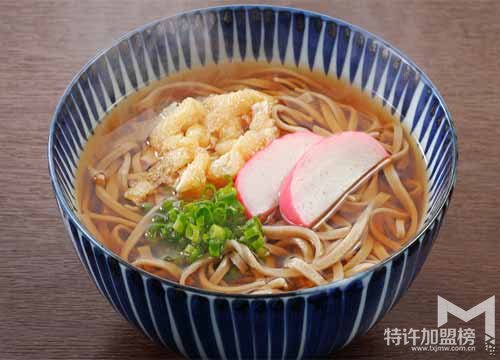 庐百味一根面加盟出餐快速，一日三餐都盈利<