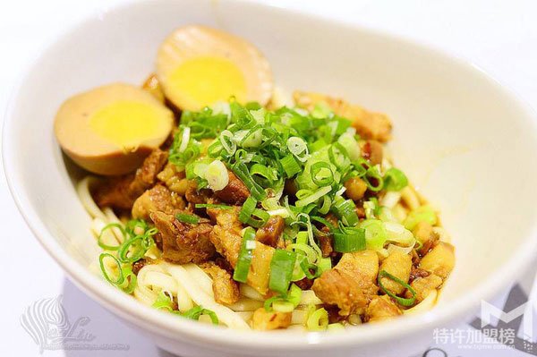 牛肉面加盟连锁策划方案都有哪些?鼎牛牛肉面馆