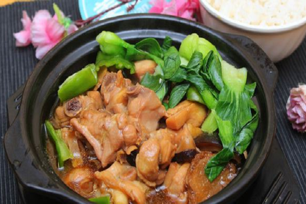 黄闷鸡米饭加盟多少钱 加盟福宇记黄焖鸡米饭怎