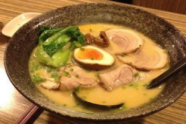 博多豚骨拉面加盟怎么样？食色兼备优选好项目