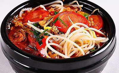 2019年做什么生意好？开米线店做美食供应商