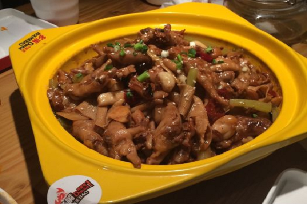 沈阳加盟多嘴肉蟹煲多少钱