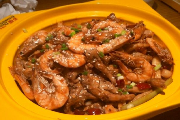 沈阳加盟多嘴肉蟹煲多少钱